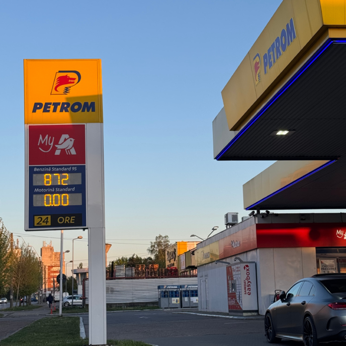 Petrom-semiluna